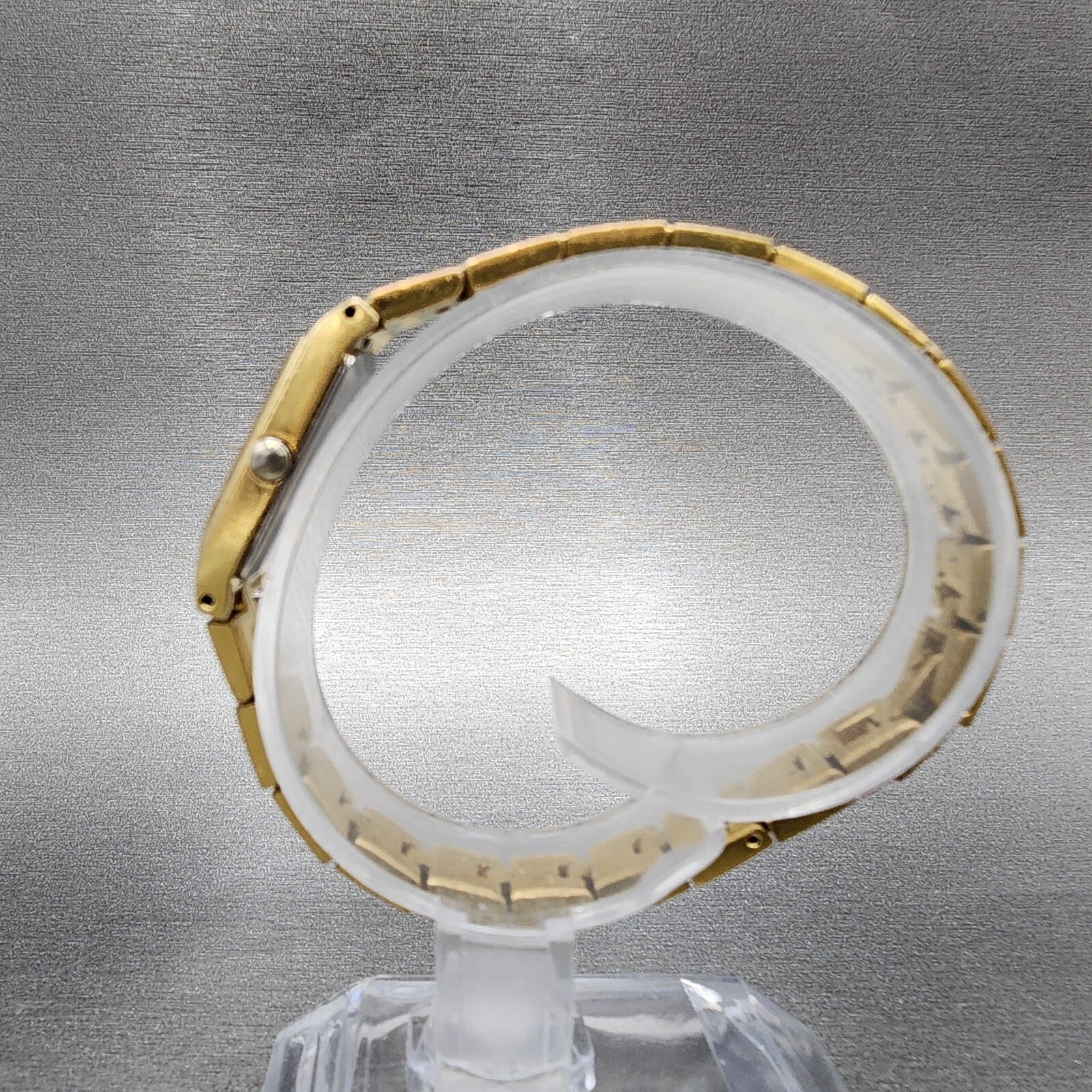 Seiko Watch Women 13mm Gold Dial Gold Tone Rectangle 2E200AY0 New Battery6