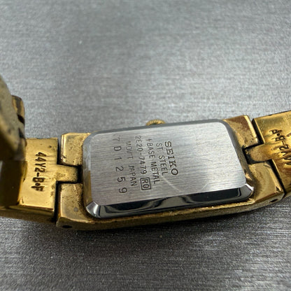 Seiko Tank Watch Women 13mm Champagne Dial Gold Tone Rectangle 2e20-7479 NewBat39