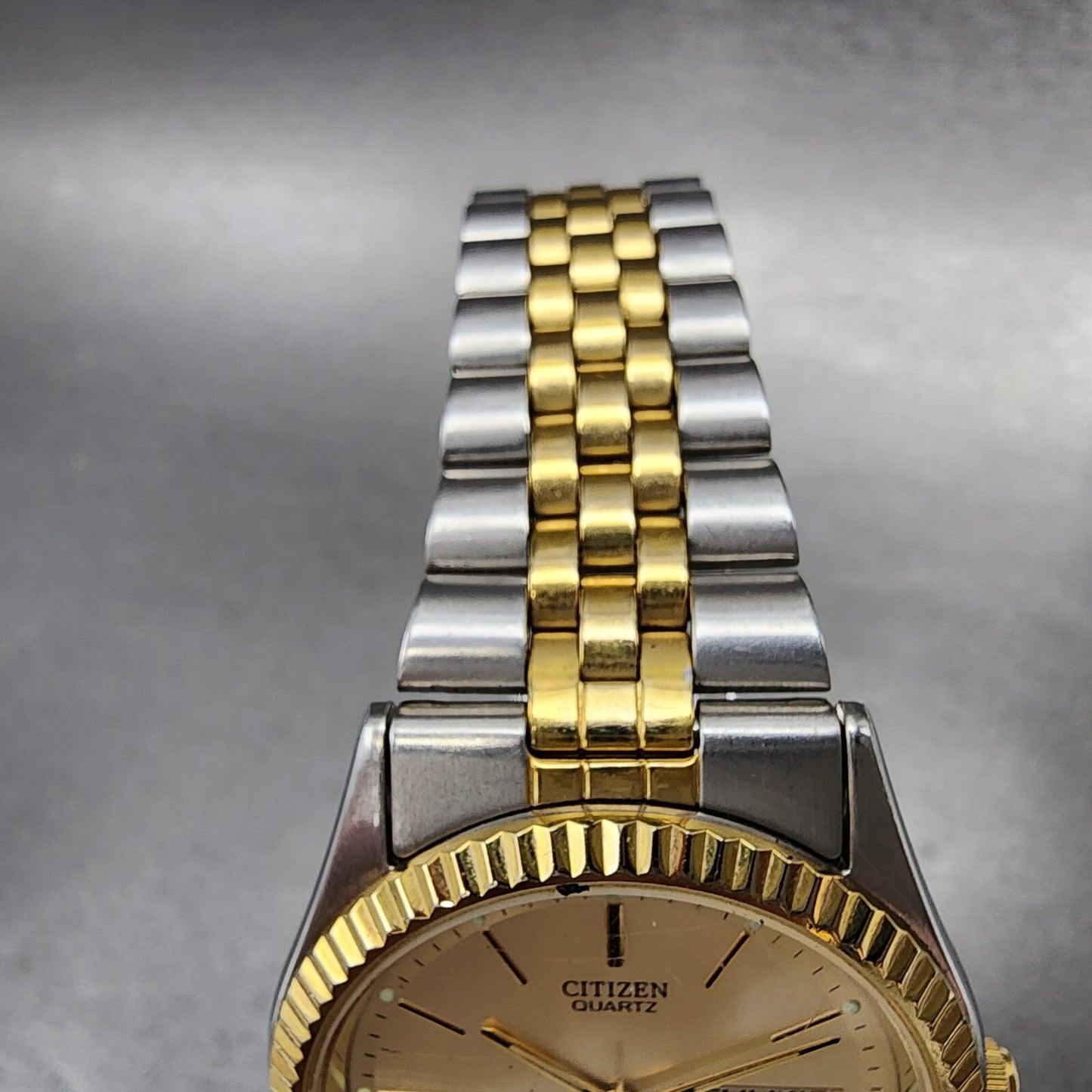 Citizen CQ President Watch Men 36mm Champagne Dial Two Tone Daydate Round Newbat5