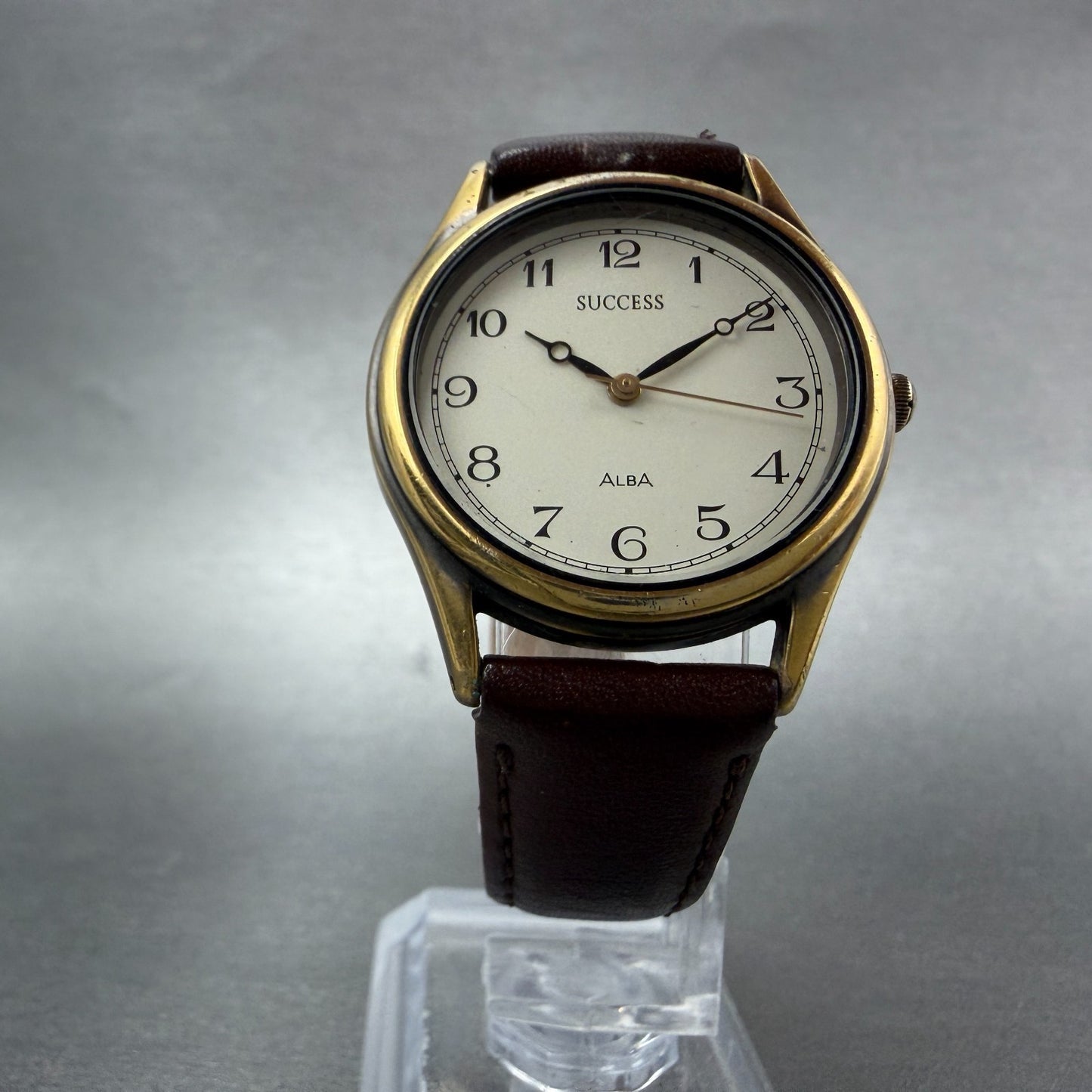 Seiko Alba Success Watch Men 30mm White Dial Gold Tone Round V701-6E20 NewBat5