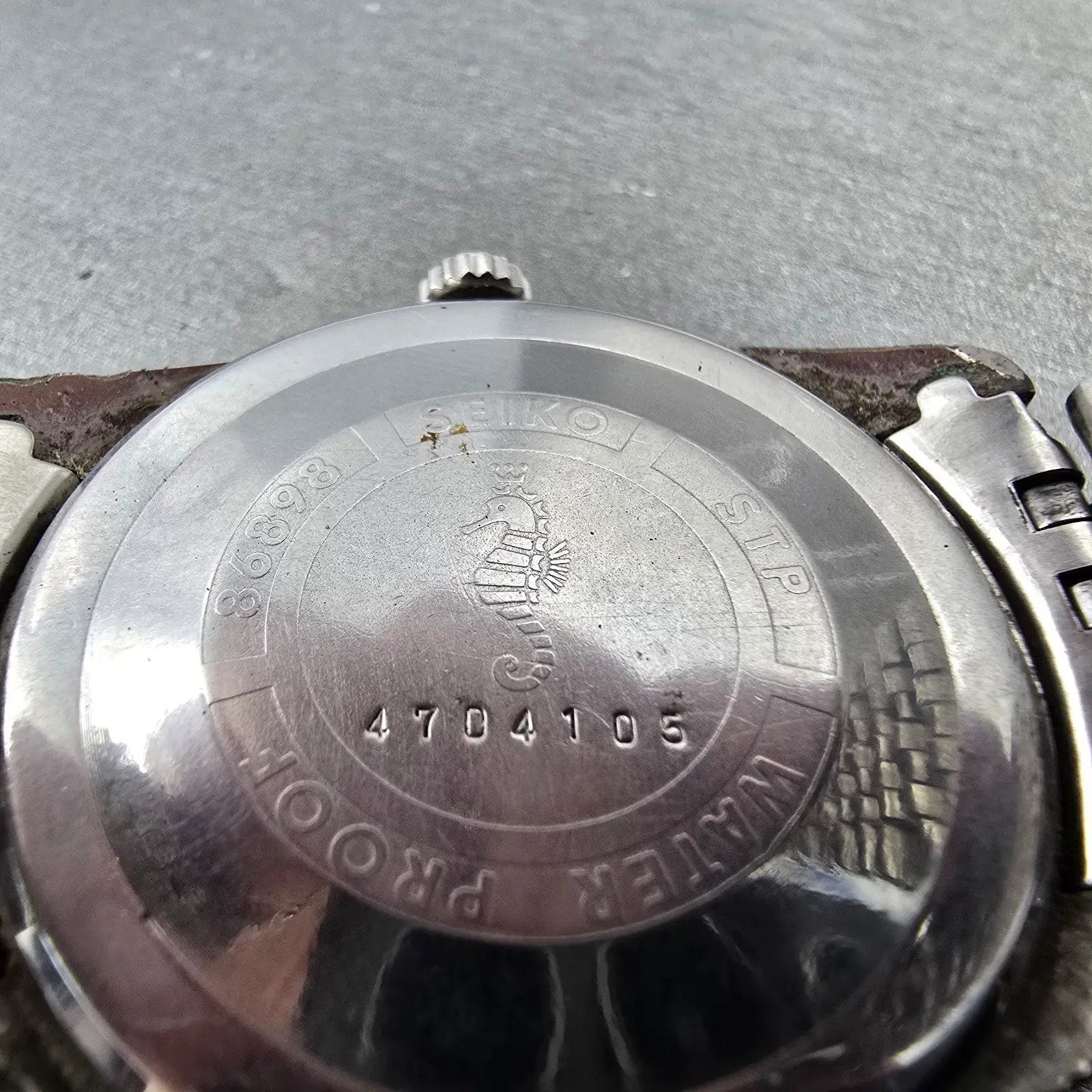 Seiko Champion Calendar Watch Men 36mm Silver Dial Silver Tone Date 86898 PARTS10