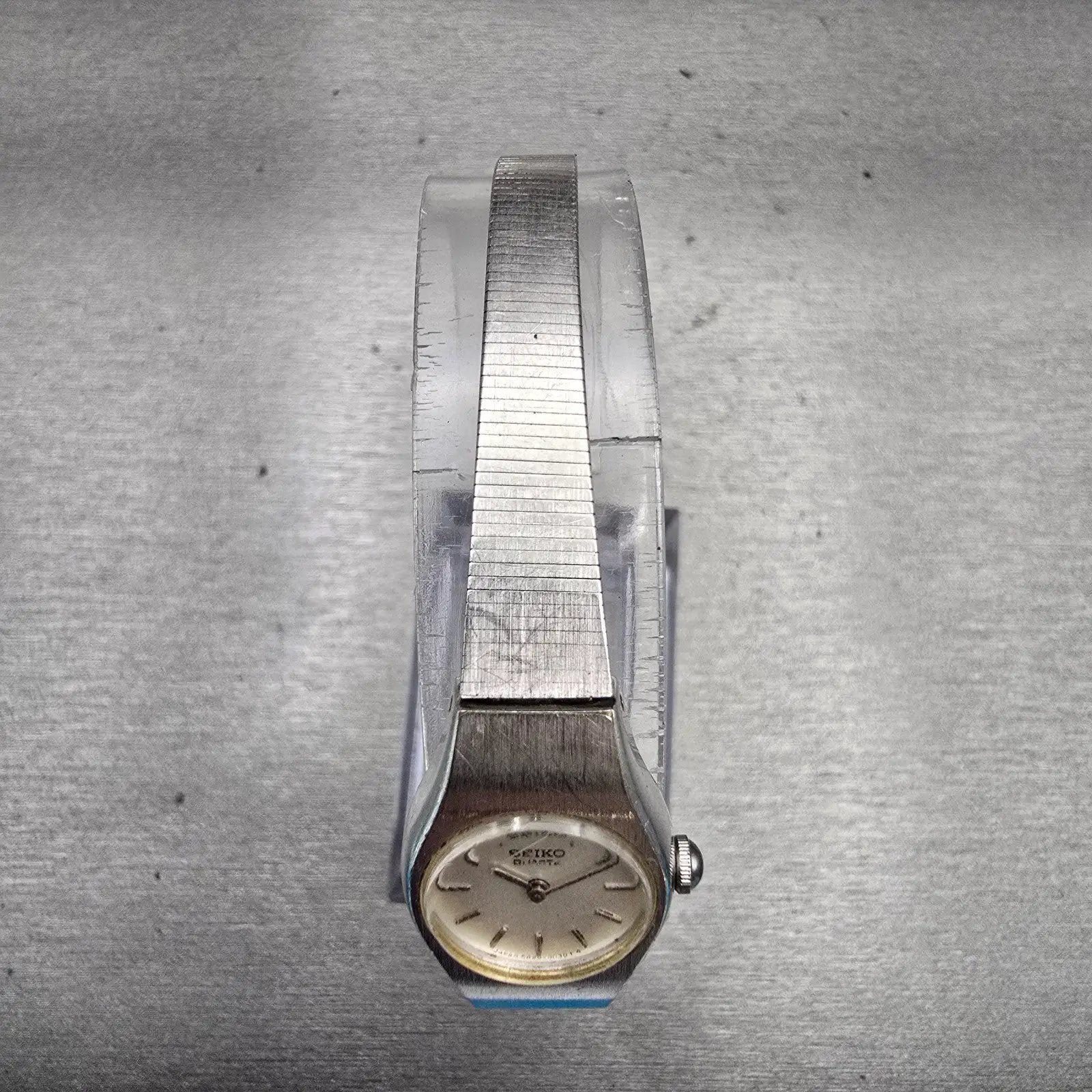 Seiko Watch Women 16mm Silver Dial Silver Tone Oval 5420-0029 New Battery VTG4