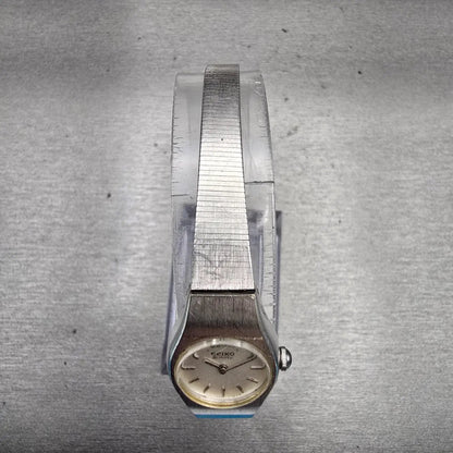 Seiko Watch Women 16mm Silver Dial Silver Tone Oval 5420-0029 New Battery VTG4