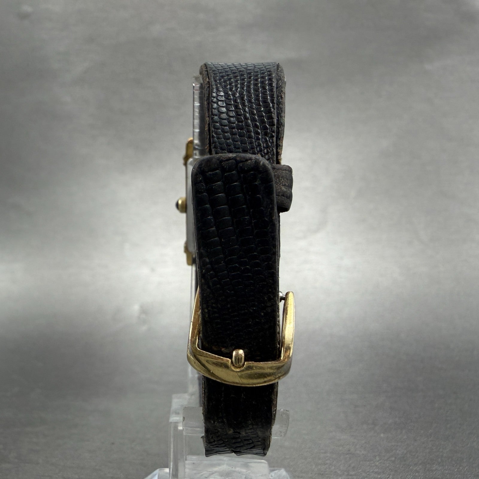 Seiko Tank Watch Women 19mm Black Dial Gold Tone Rectangle 1400-524F New Battery7
