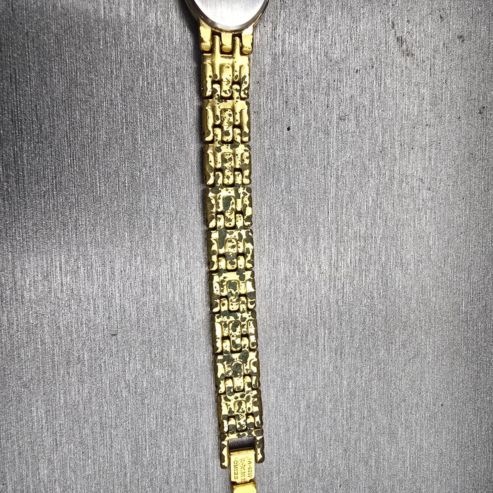 Seiko Watch Women 17mm White Dial Gold Tone Oval 1N00-6M90 New Battery Vintage12