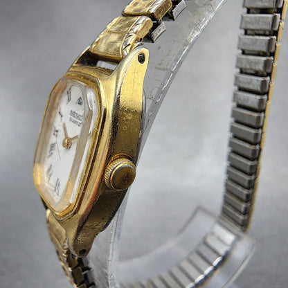 Seiko Tank Watch Women 17mm White Dial Gold Tone 23206559 Roman New Battery2