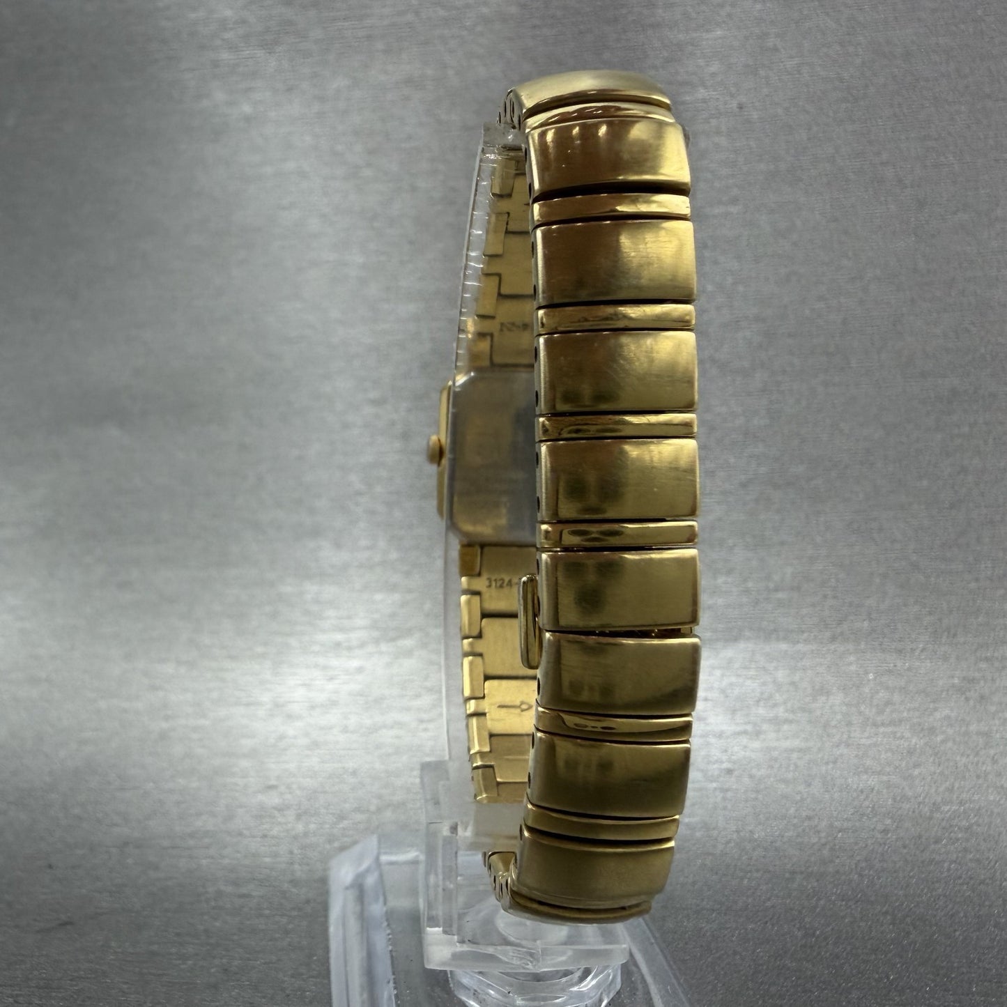 Seiko Tank Watch Women 15mm Black Dial Gold Tone Rectangle 1F200AA0 New Battery7