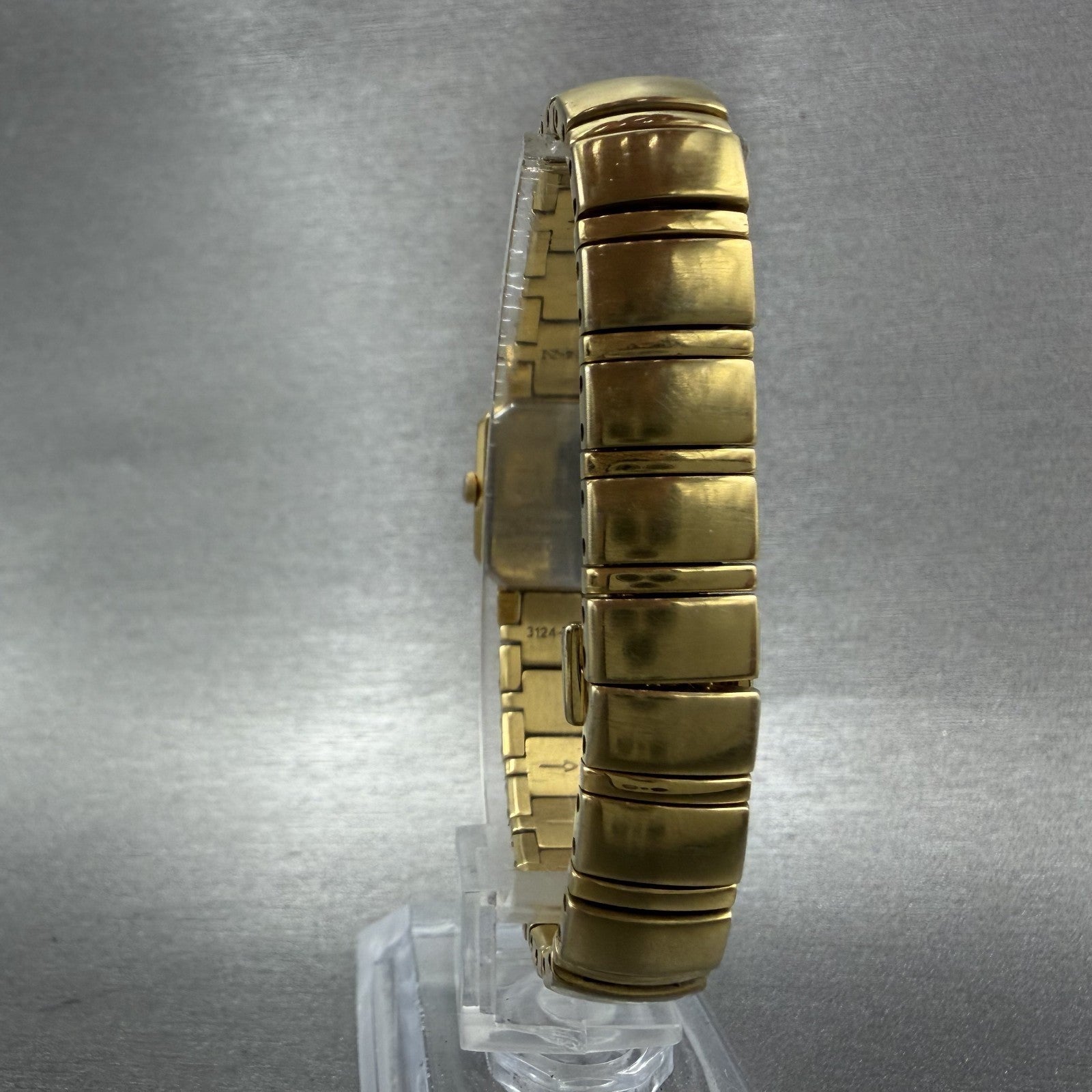 Seiko Tank Watch Women 15mm Black Dial Gold Tone Rectangle 1F200AA0 New Battery7