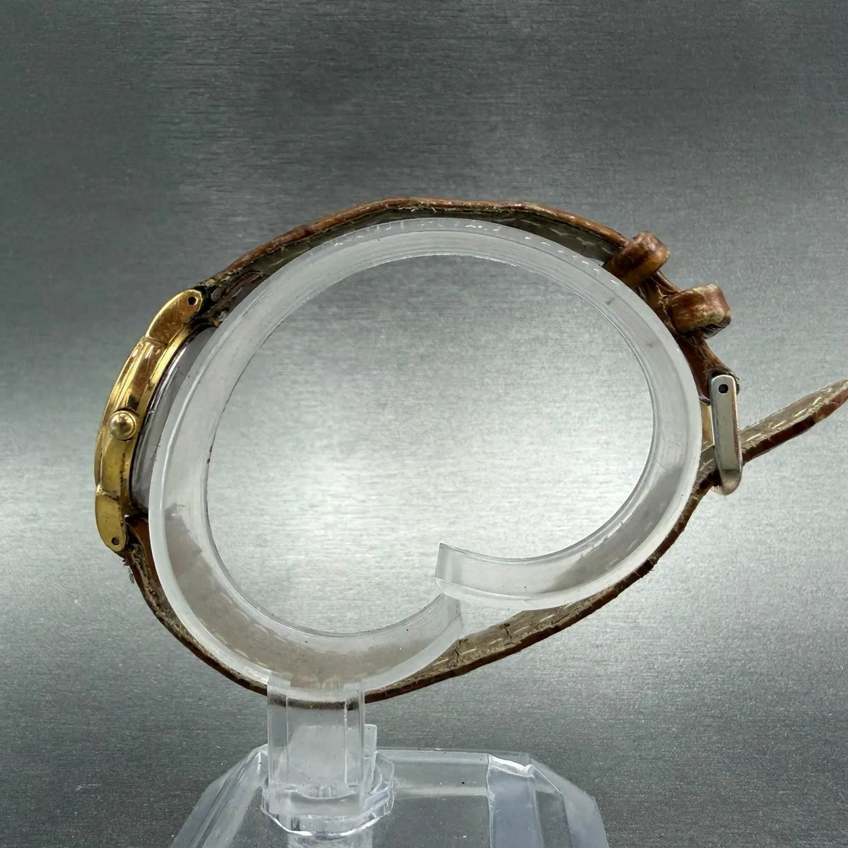 Seiko Watch Women 25mm Cream Dial Gold Tone Round V701-1930 New Battery6