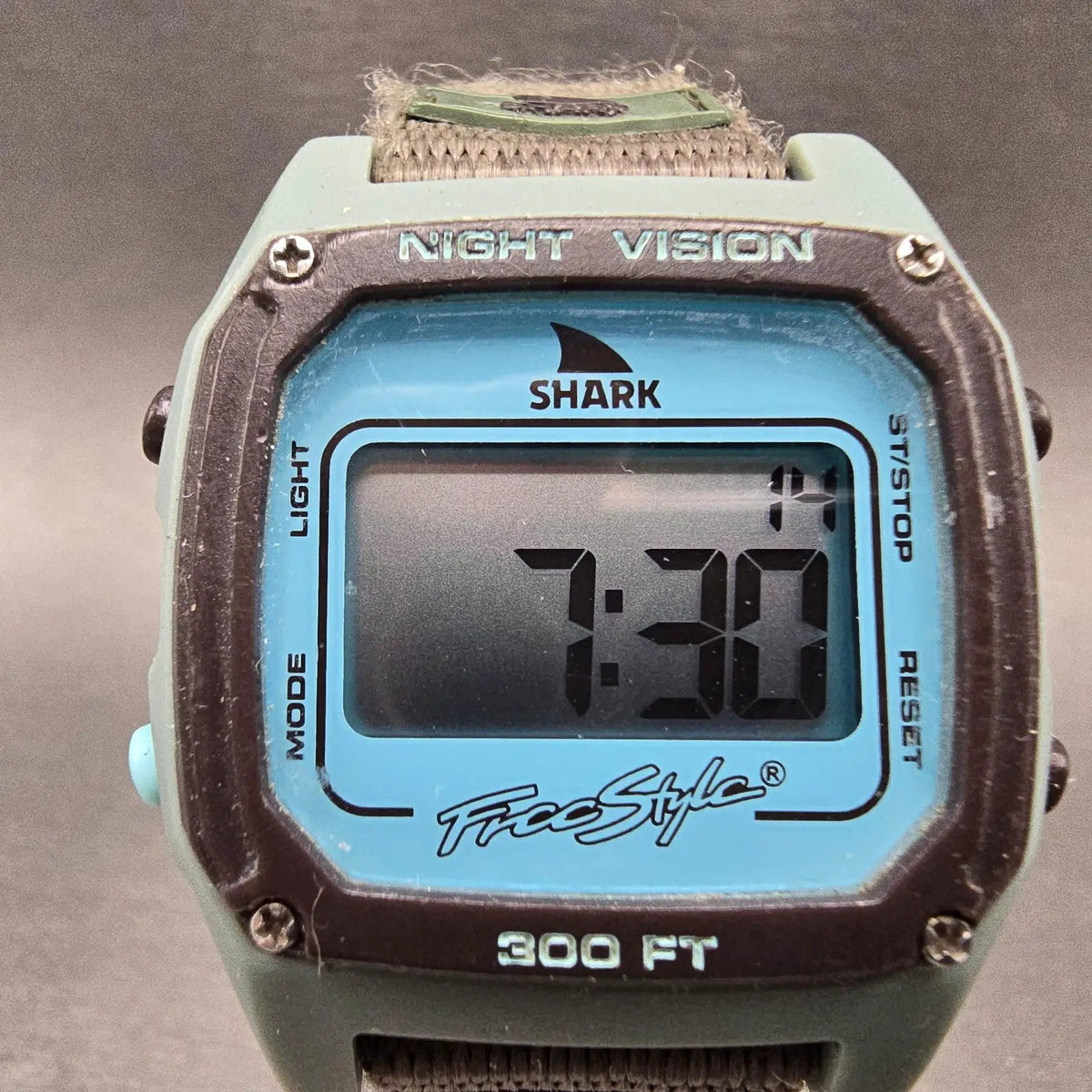 Freestyle Shark Classic Watch Men 38mm Green Blue Brown Alarm Chronograph NewBat1