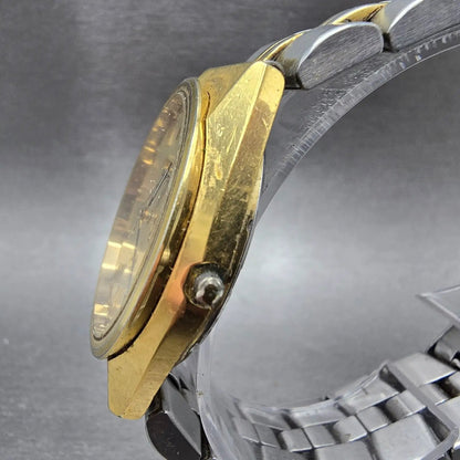 Seiko SQ Watch Men 35mm Champagne Dial Gold Tone Daydate Round 8223-8009 PARTS5