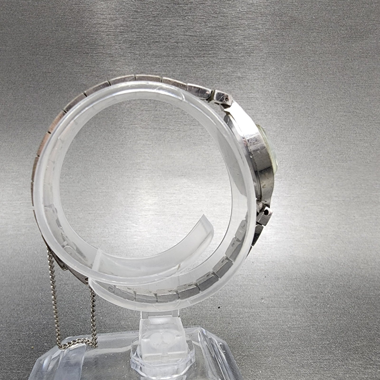 Seiko Solar Watch Women 14mm Silver Dial White Gold Plated Oval Manual Wind Runs8