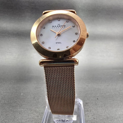 Skagen Denmark Watch Women 25mm MOP Dial Gold Tone Round 107SRRD New Battery5