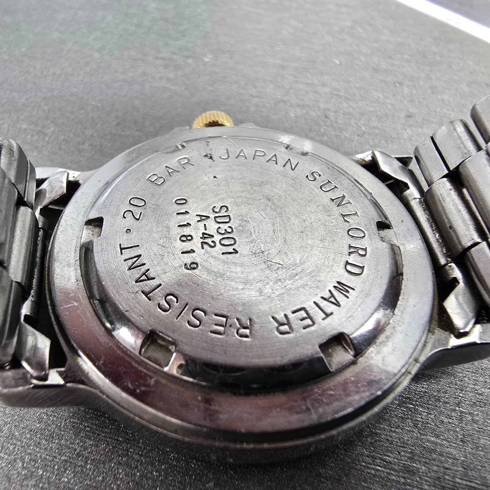 Sunlord Dive Watch Men 35mm Silver Dial Two Tone Round New Battery Vintage9