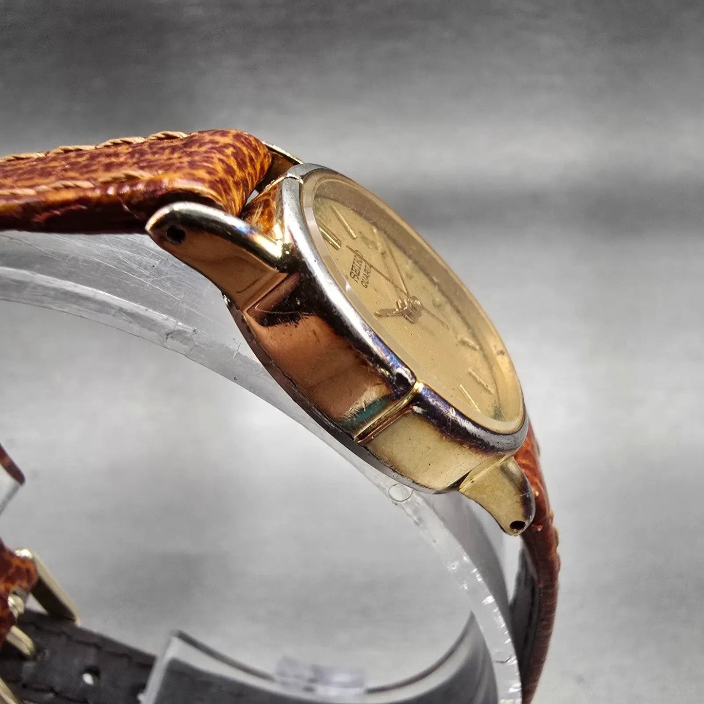 Seiko Watch Women 20mm Gold Dial Gold Tone Oval 3421-5320 New Battery Vintage3