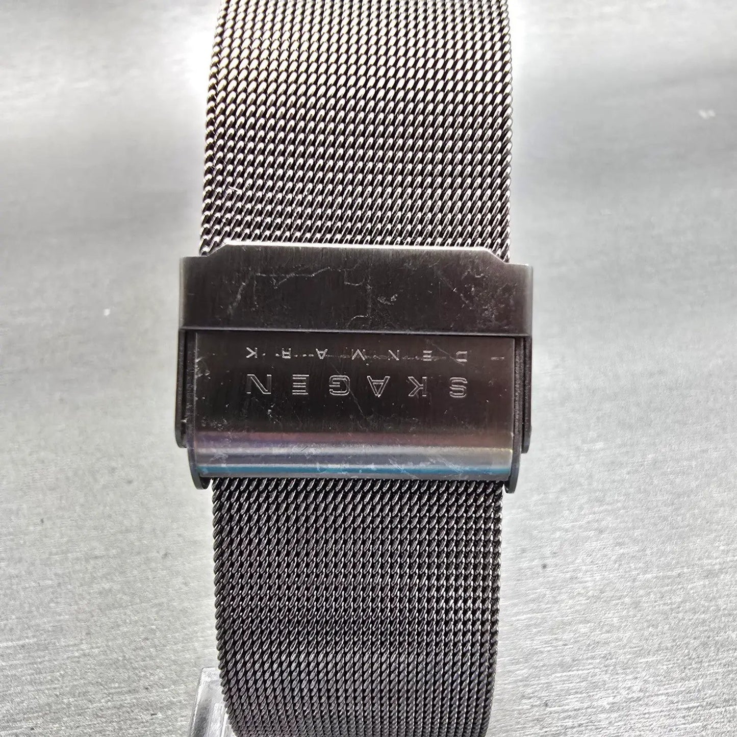 Skagen Tank Watch Men 34mm Gray Dial Titanium Daydate 396LTTM New Battery7