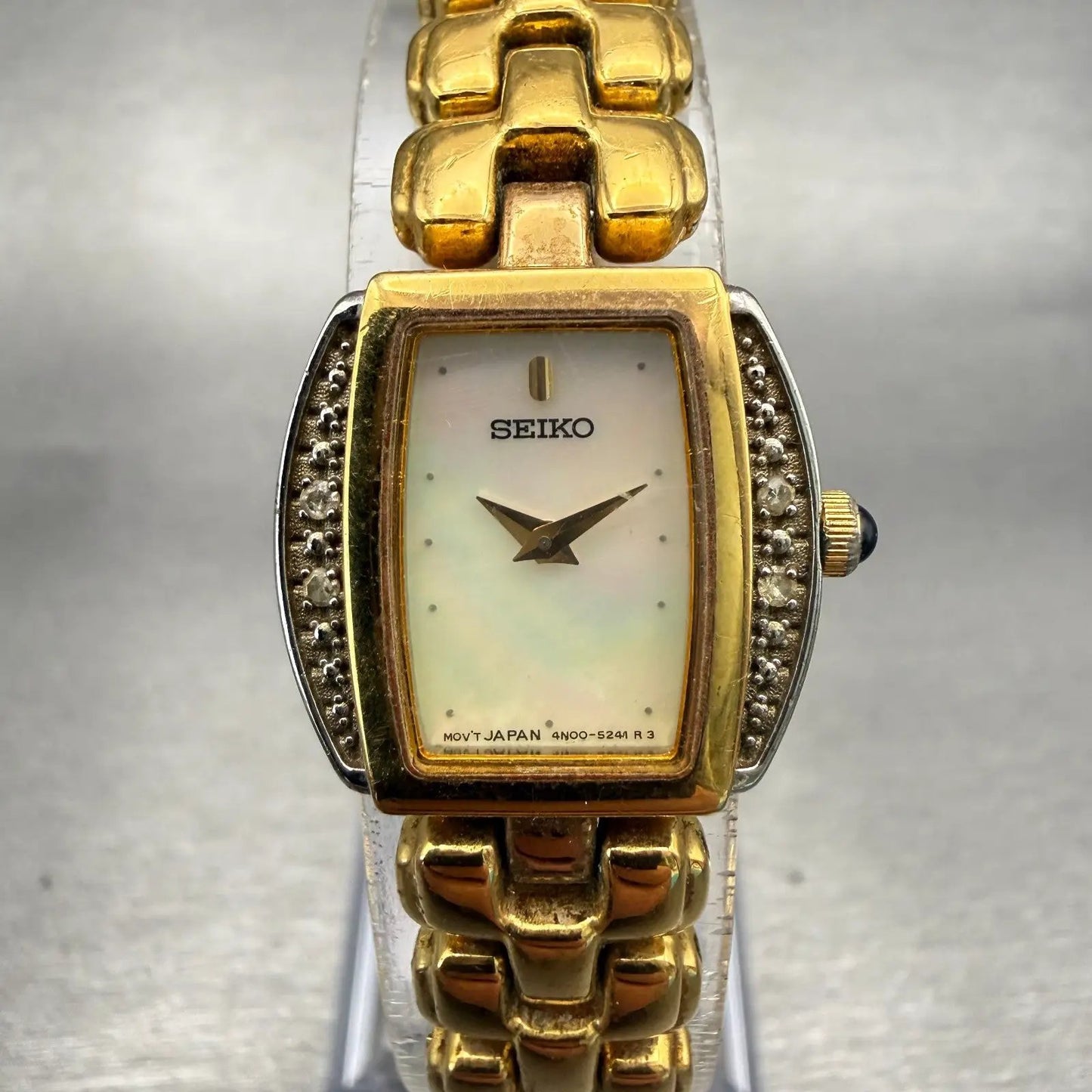 Seiko Watch Women 19mm MOP Dial Gold Tone Diamonds Oval 4N00-6809 New Battery0