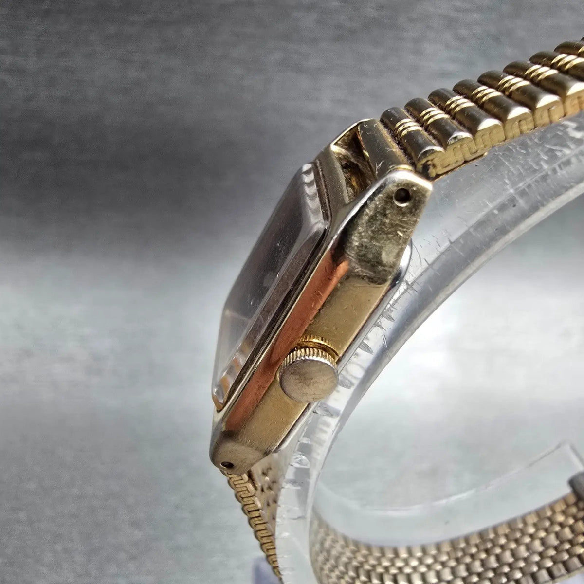 Seiko Watch Women 17mm Black Dial Gold Tone Rectangle 2B20-5000 New Battery JP232