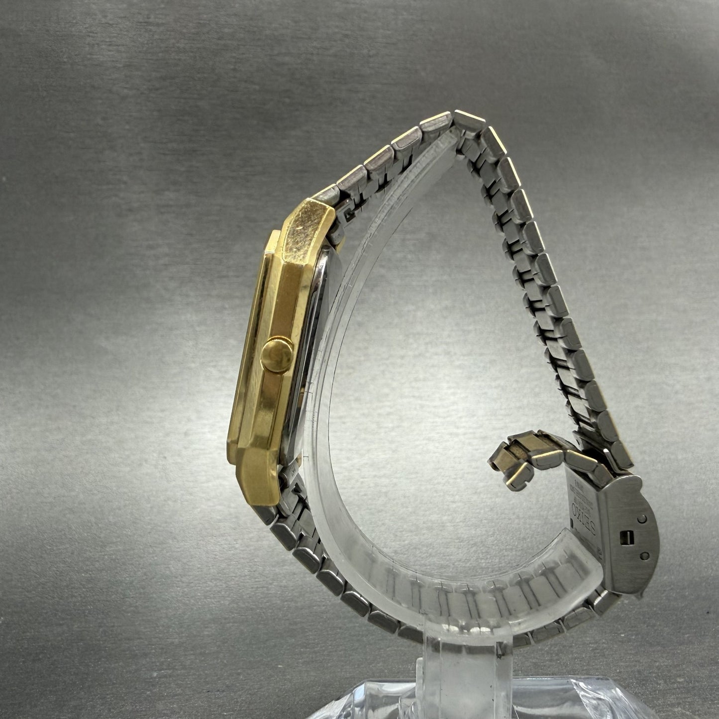 Seiko Tank Watch 30mm Champagne Dial Gold Tone Rectangle 2628-5109 New Battery6