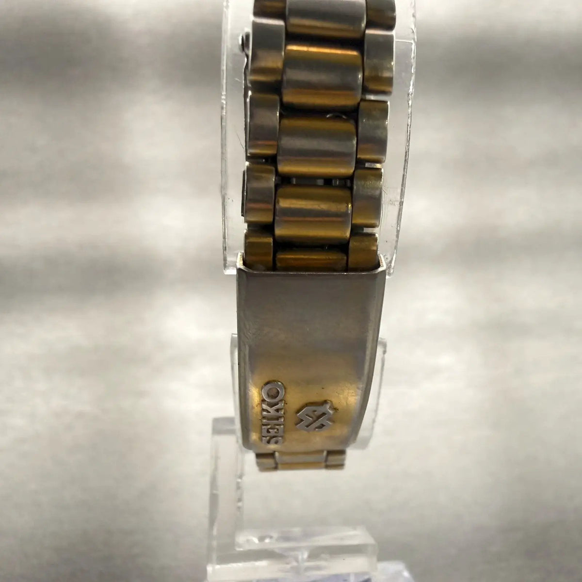 48302321
