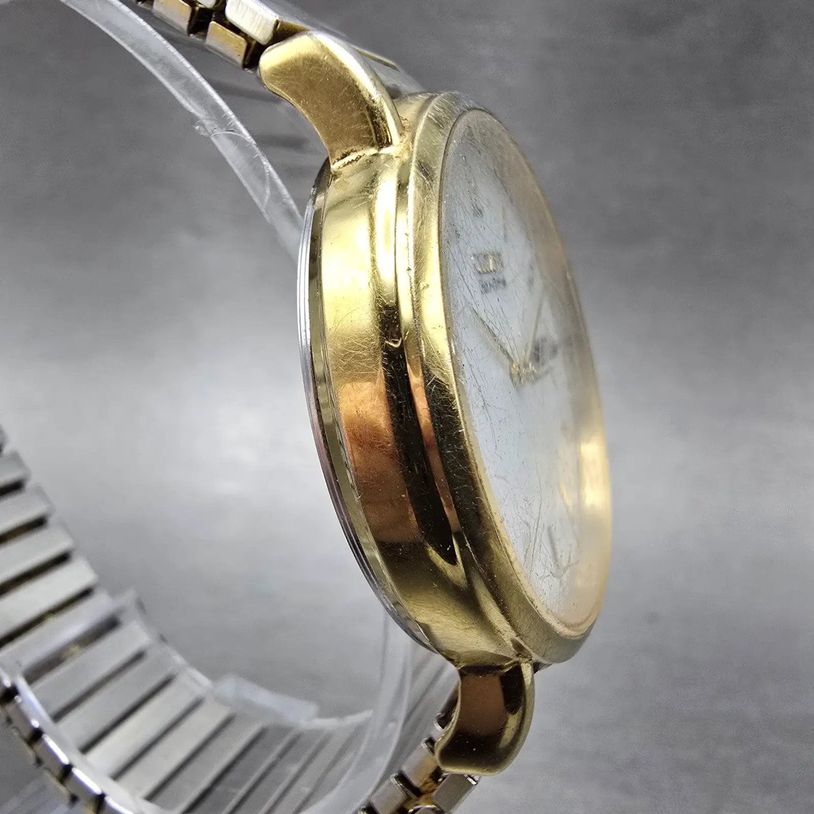 Citizen Eco-Drive Watch Men 36mm White Dial Gold Tone Daydate E101-S015588 Runs3