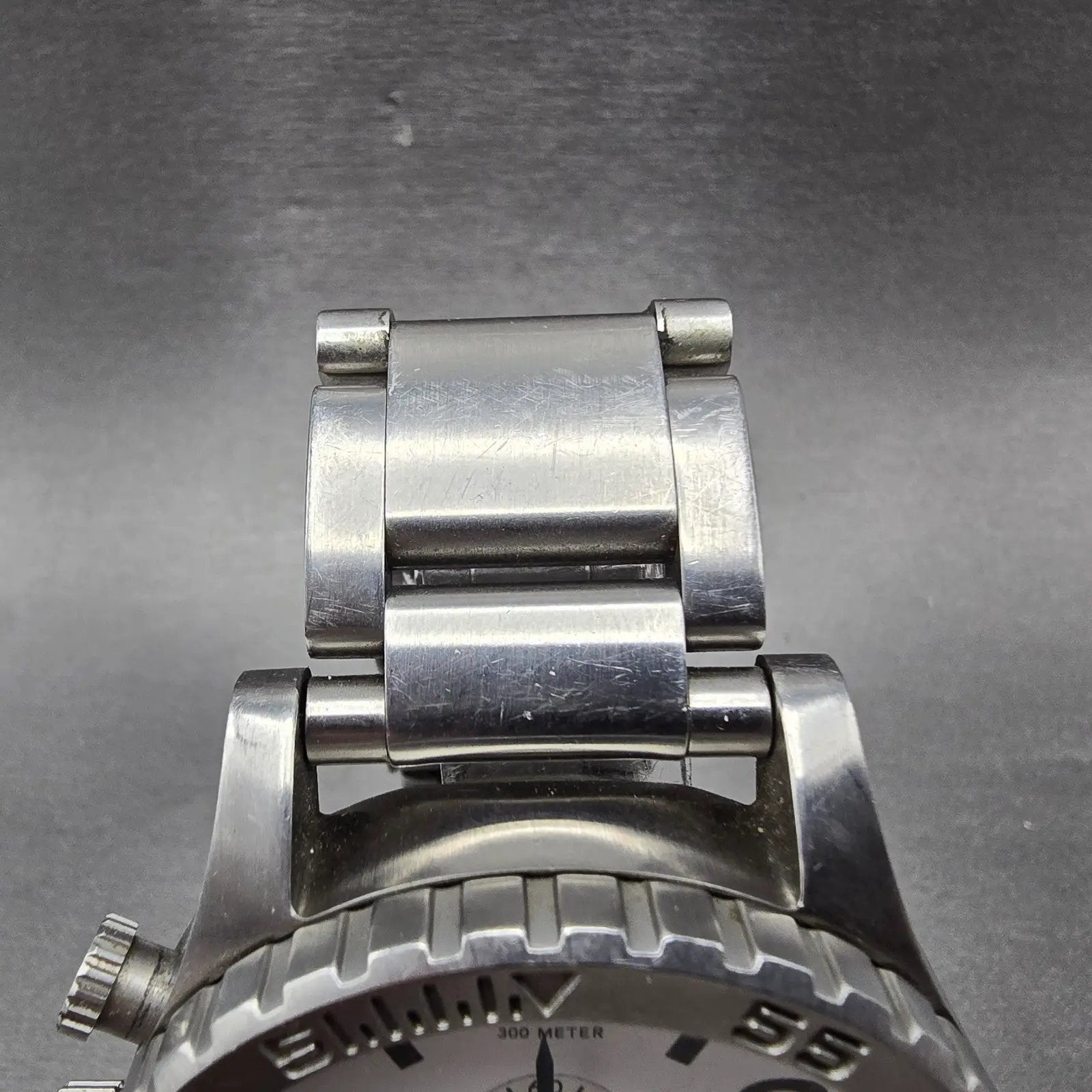 Nixon 51-30 Chronograph Watch Men 51mm White Dial Steel Date Round New Battery4