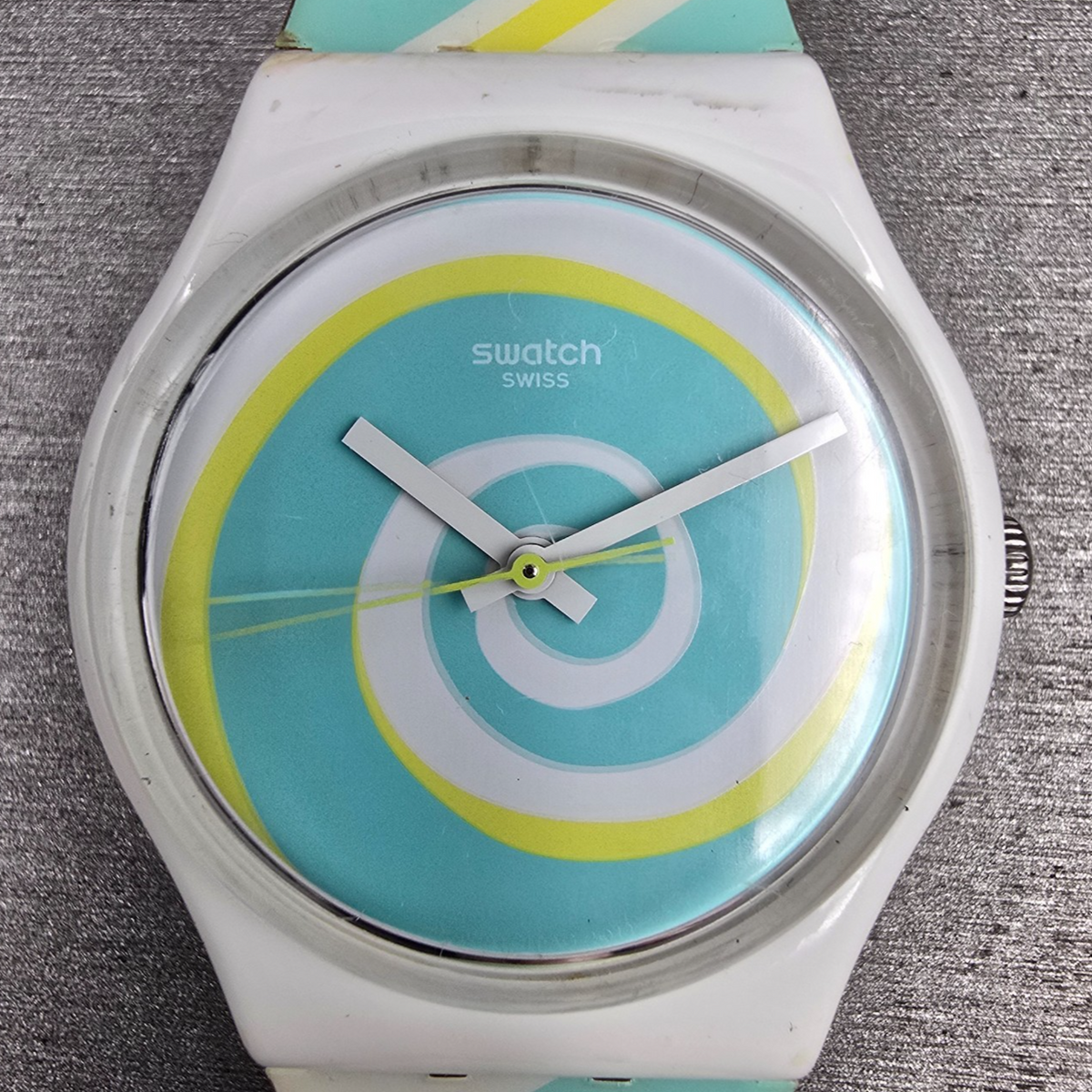 Swatch Peppercane Watch Men 34mm Blue Dial White Case Round GW166 New Batt READ!1