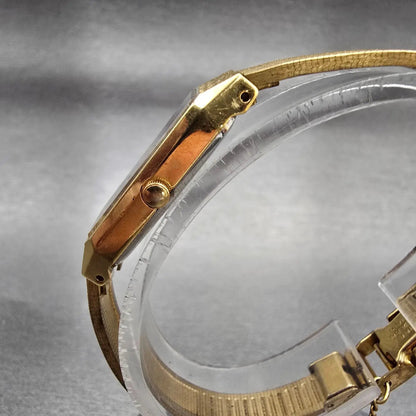 Citizen CQ Watch Women 13mm Black Dial Gold Tone Rectangle 2250-223373 New Batt2
