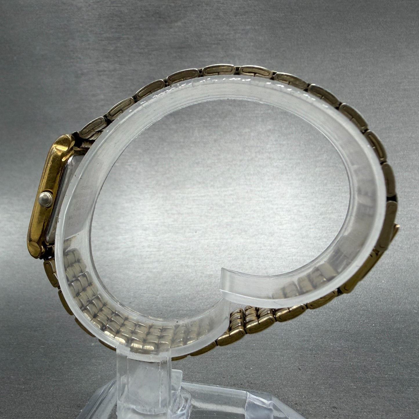 Seiko Tank Watch Women 18mm Champagne Dial Gold Tone V401-5650 New Battery VB6