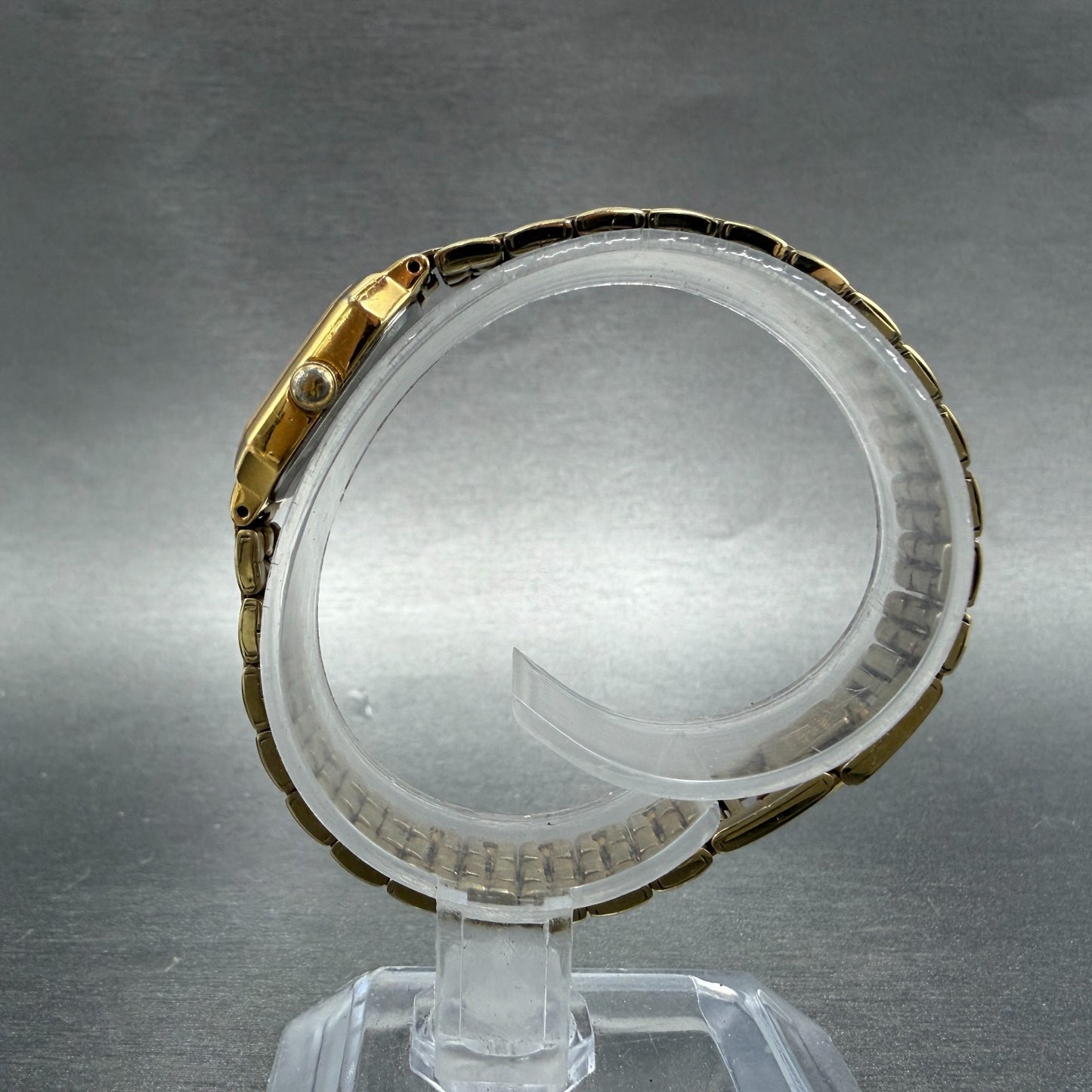 Seiko Watch Women 17mm Champagne Dial Gold Tone Octagon V400-5608 New Battery 237