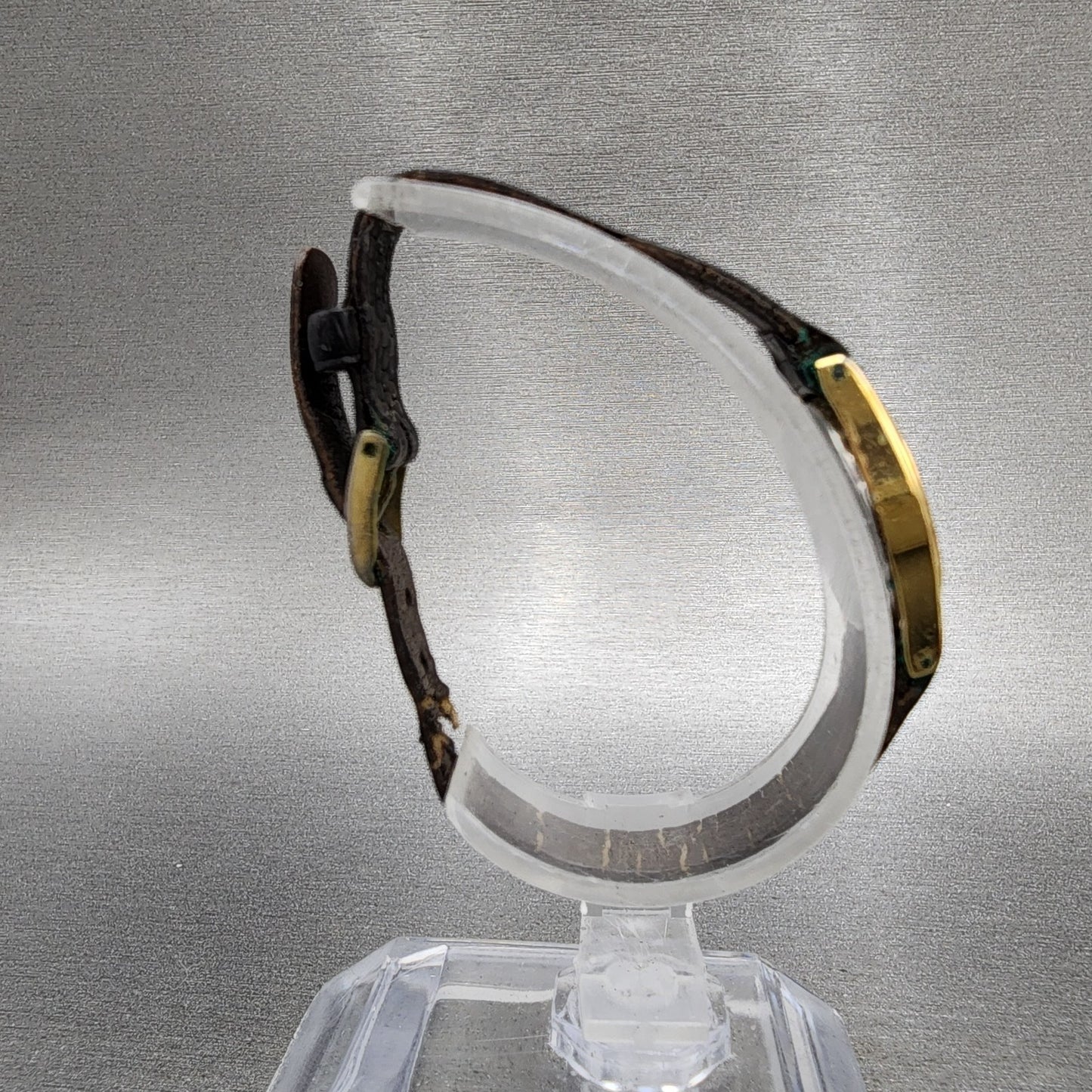 Seiko Watch Women 16mm Champagne Dial Gold Tone 2c206399 New Battery8