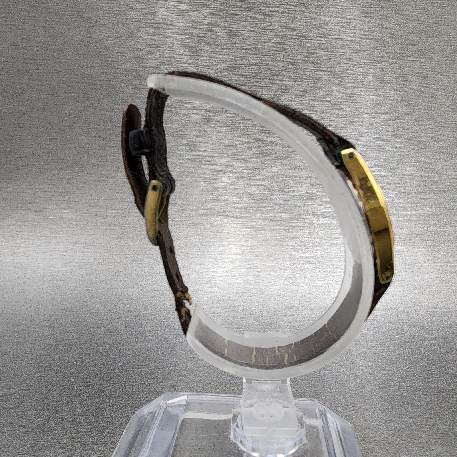 Seiko Watch Women 16mm Champagne Dial Gold Tone 2c206399 New Battery8