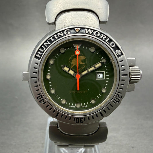 Hunting World Sportabout Dive Watch Women 33mm Green Dial Steel Date Round Works0