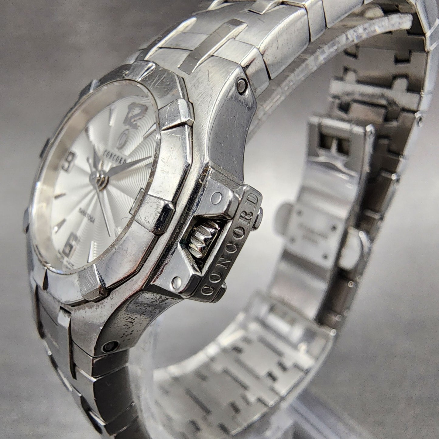 Concord Saratoga Watch Women 25mm White Dial Stainless Steel Date Round New Batt2