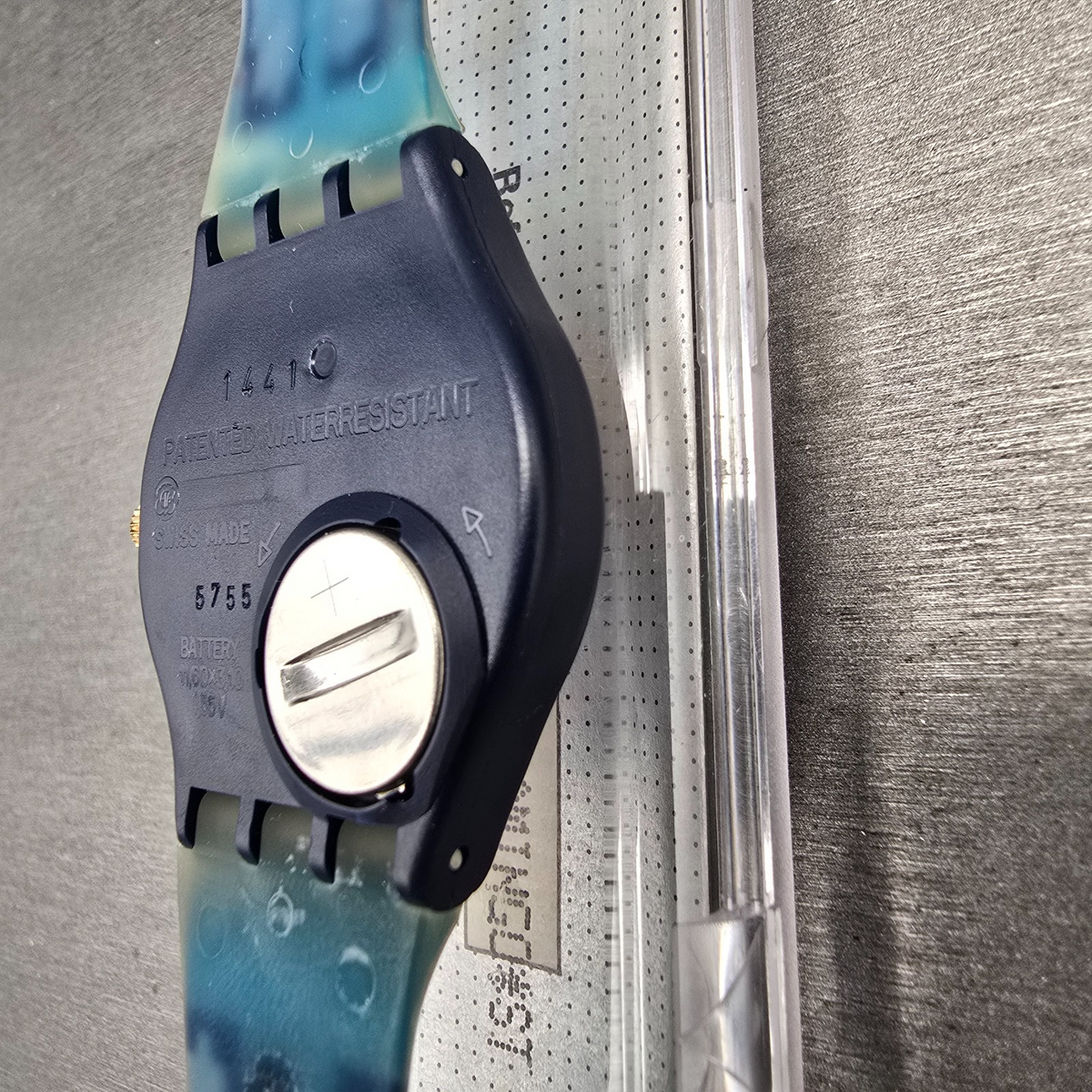 Swatch Blue Flamingo Watch Men 34mm Blue Dial Black Case GN114 New Battery NOS11