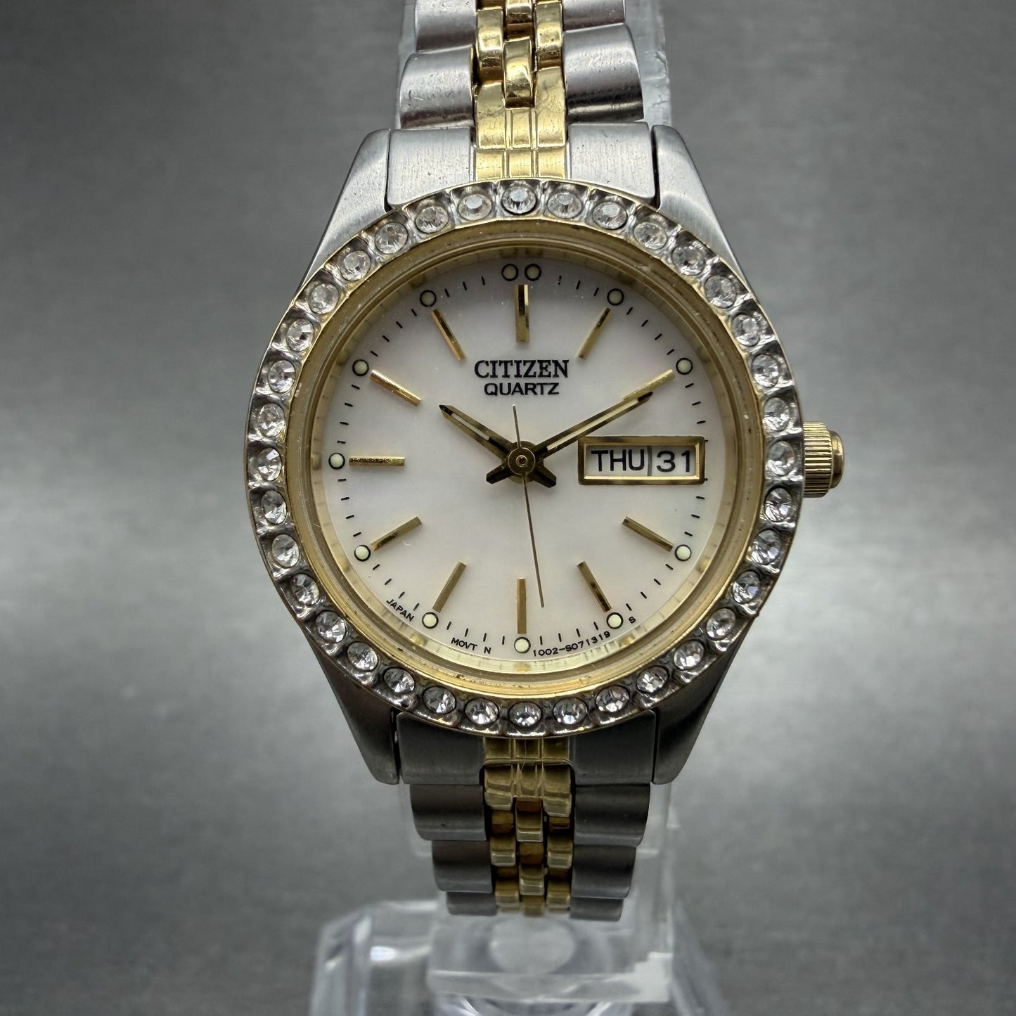 Citizen Watch Women 25mm MOP Dial Two Tone Daydate 1002S04464 New Battery0