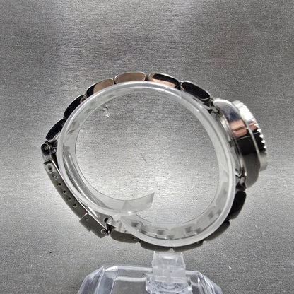 Invicta Dive Watch Women 24mm White Dial Steel Date 8940 Round New Battery7