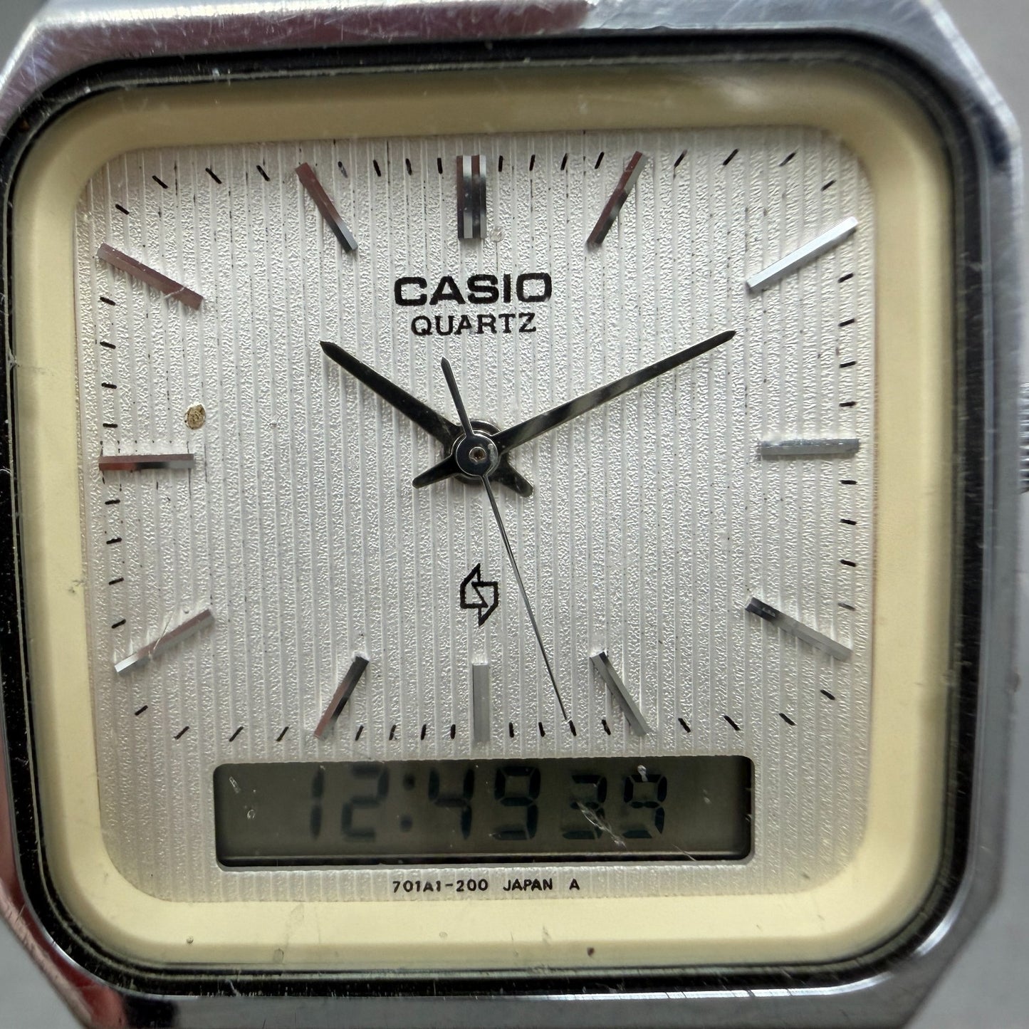 Casio AQ-331 Watch Men 31mm White Dial Silver Tone Chrono READ!!!!!! New Battery1