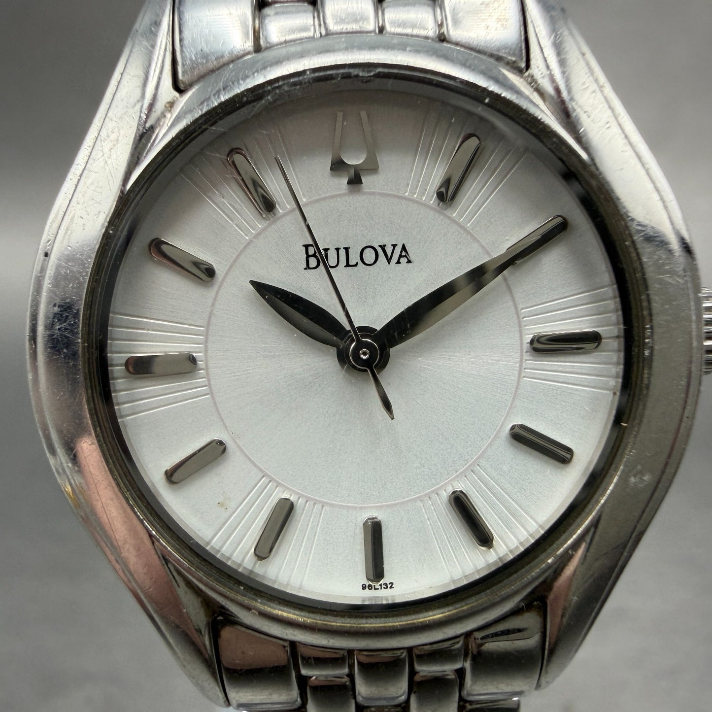 Bulova Watch Women 28mm Silver Dial Silver Tone Round 96L32 New Battery1