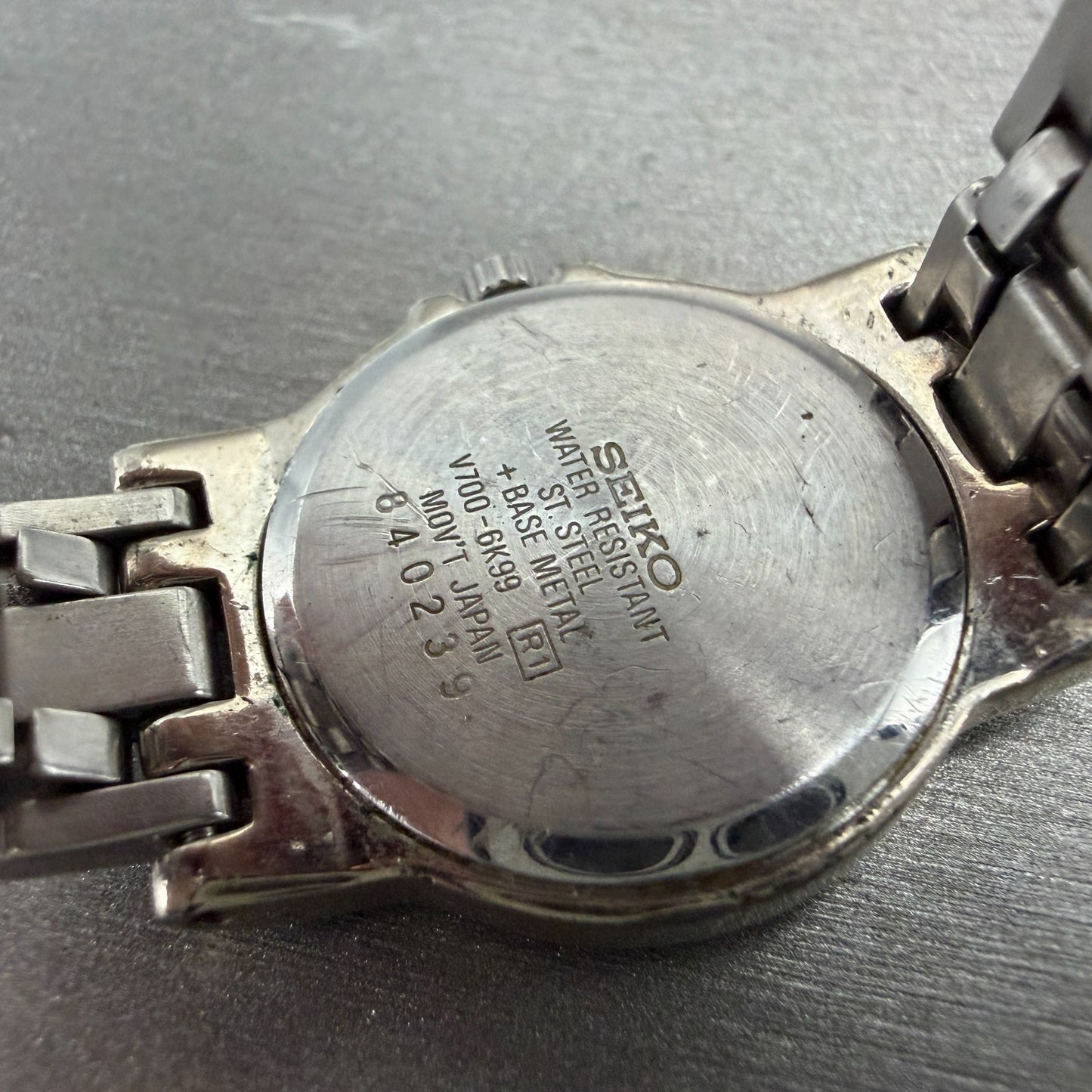 Seiko Watch Women 26mm Cream Dial Silver Tone Round V700-6K99 New Battery VTG9