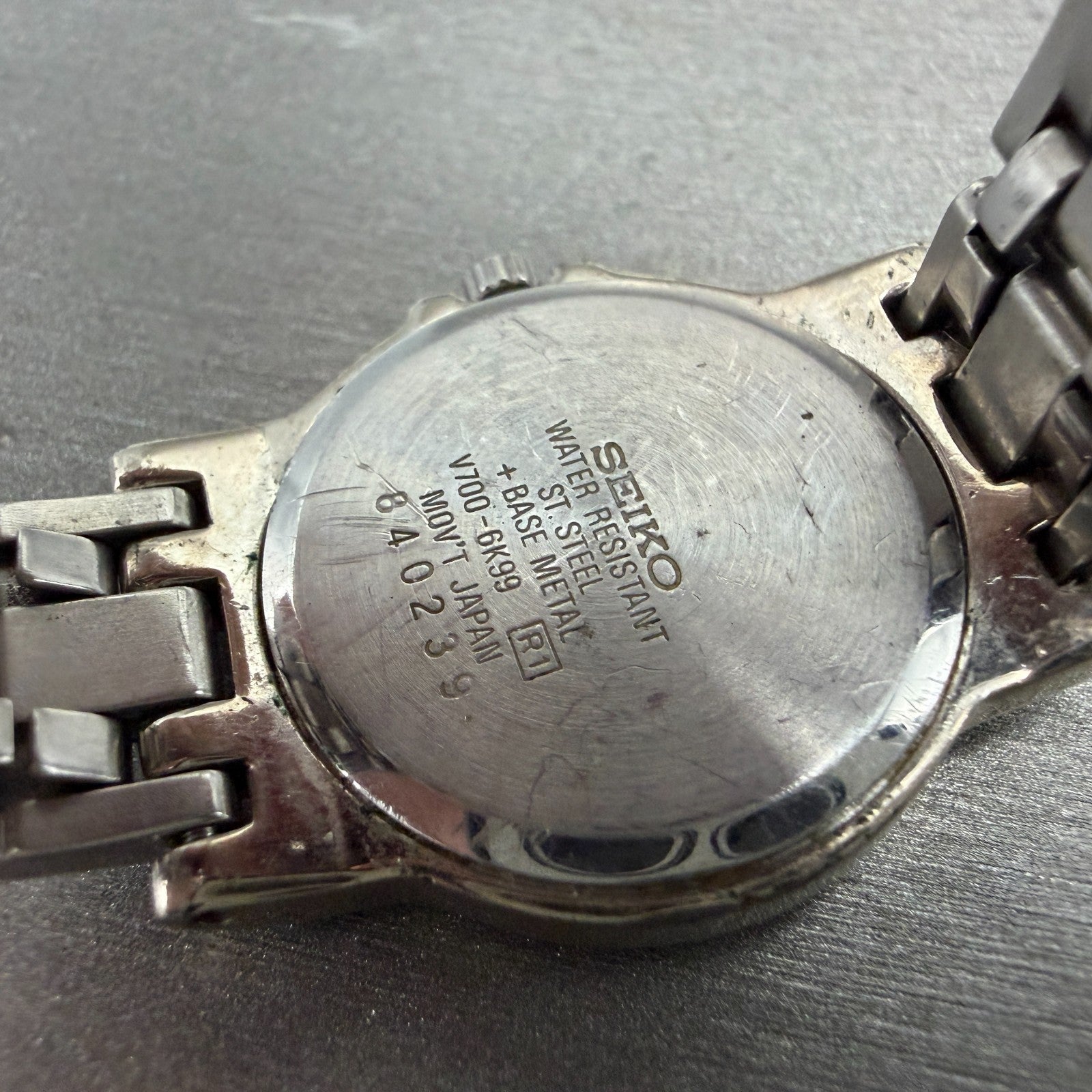 Seiko Watch Women 26mm Cream Dial Silver Tone Round V700-6K99 New Battery VTG9