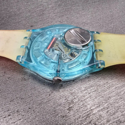 Swatch Color the Sky Watch Women 34mm Red Dial Blue Case Round GS124 New Battery15