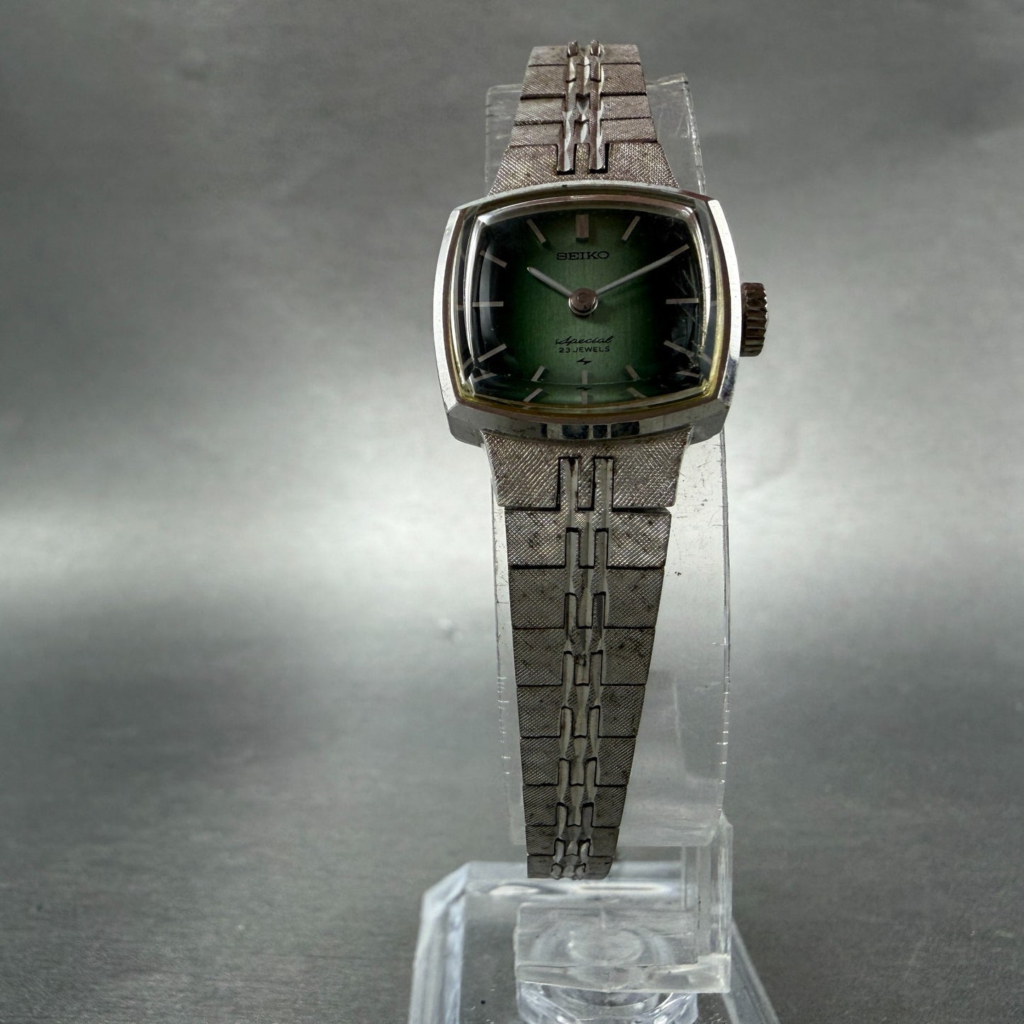 Seiko Special Watch Women 19mm Green Dial Silver Tone Manual 1140-3160 Runs5