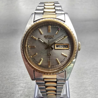 Seiko SQ Watch Women 24mm Silver Dial Two Tone Daydate Round 5823-0059 New Batt0