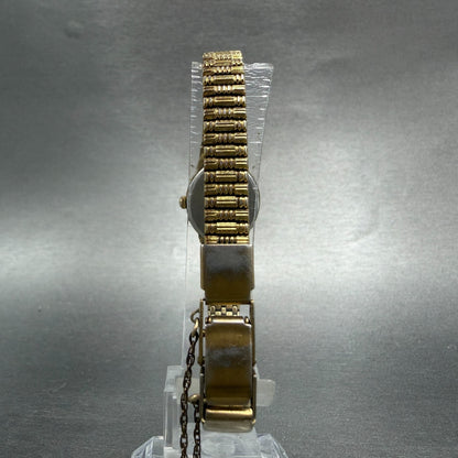 Seiko Watch Women 17mm Champagne dial Gold Tone Oval 2Y01-5C19 New Battery GVD7