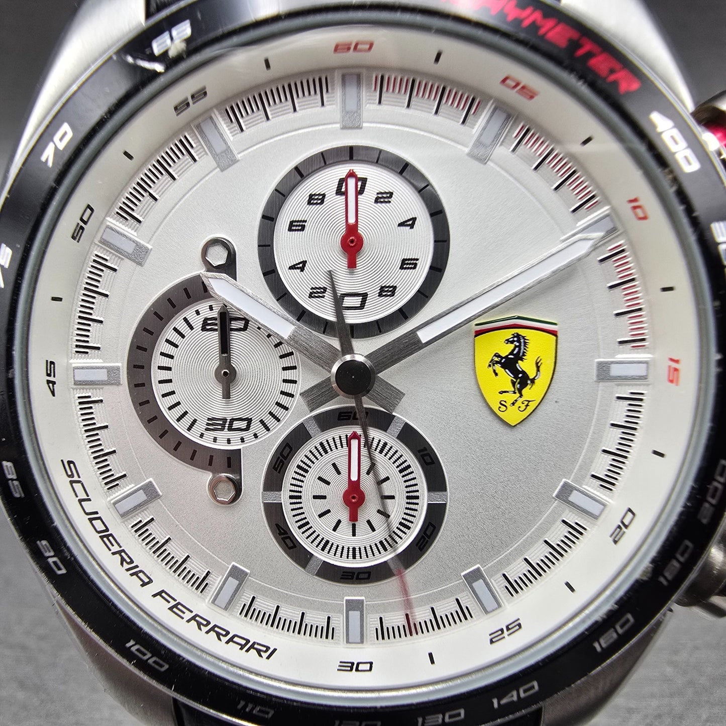 Ferrari Speedracer Chronograph Watch Men 47mm White Dial Steel Round New Battery1