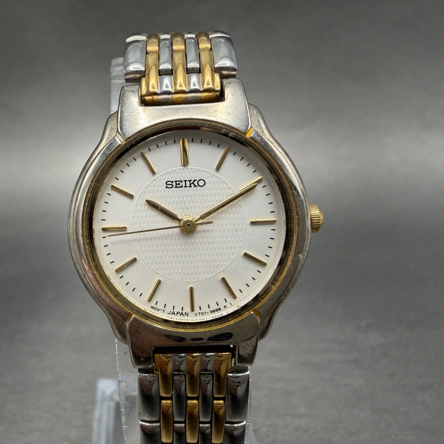 Seiko Watch Women 24mm Silver Dial Two Tone Round V701-2C10 New Battery0