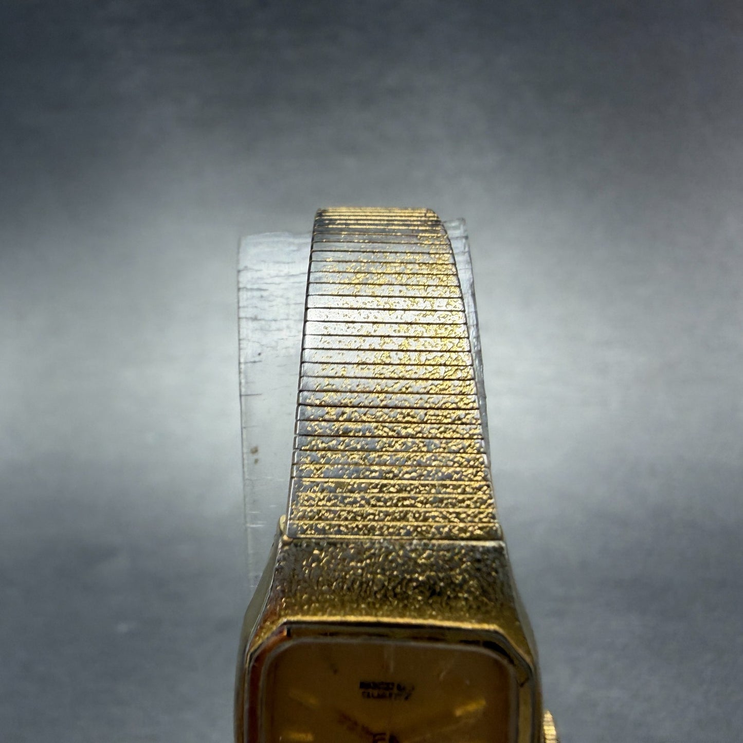 Seiko Tank Watch Women 17mm Champagne Dial Gold Tone 2P21-5080 New Battery4