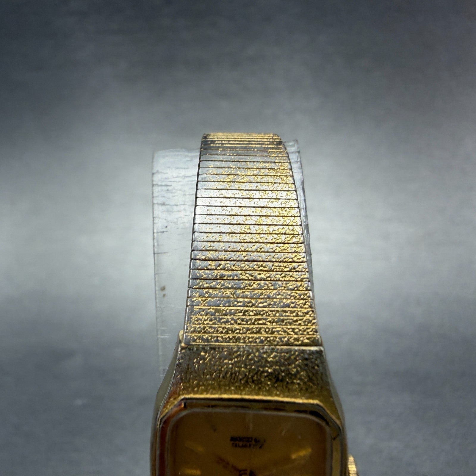 Seiko Tank Watch Women 17mm Champagne Dial Gold Tone 2P21-5080 New Battery4