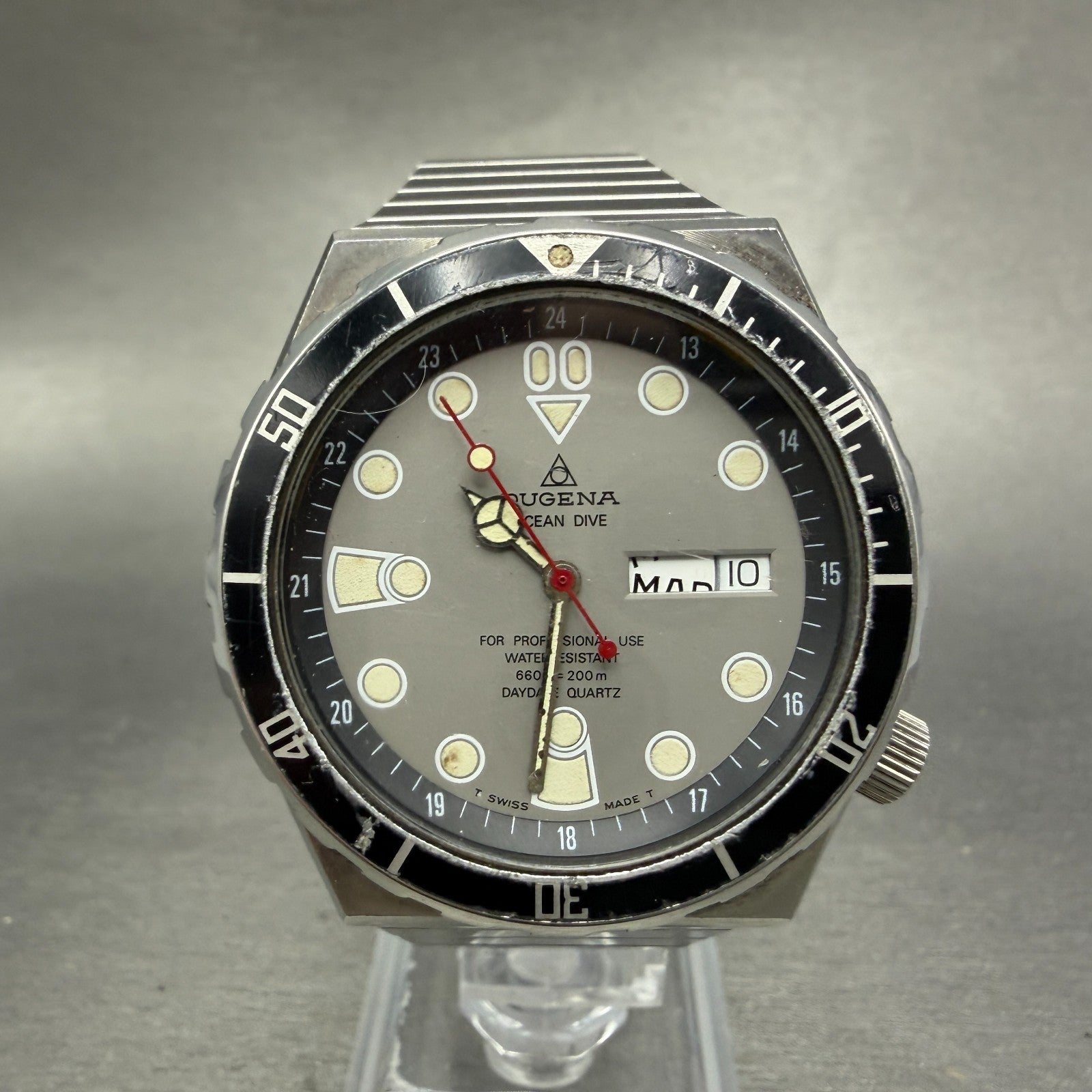 Dugena Ocean Dive Watch Men 39mm Silver Dial Steel Daydate 1.031.1.0.04 PARTS0